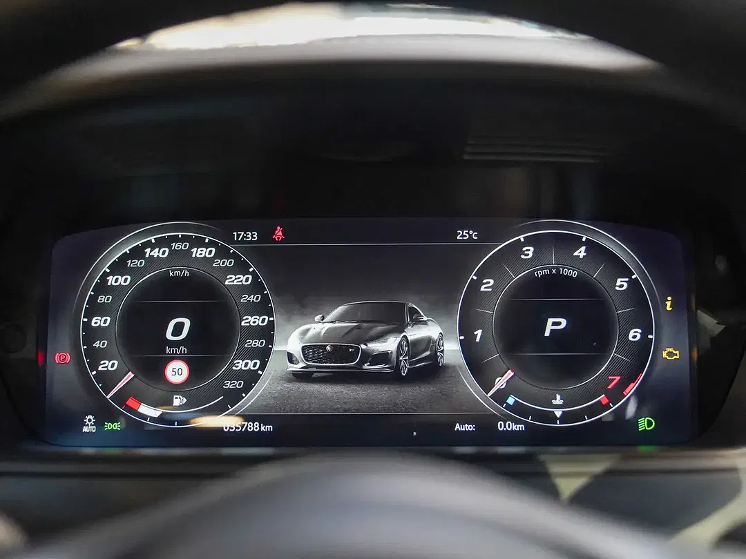Jaguar F-Type 5.0 V8 4x4 R Performance - Thumbnail 20
