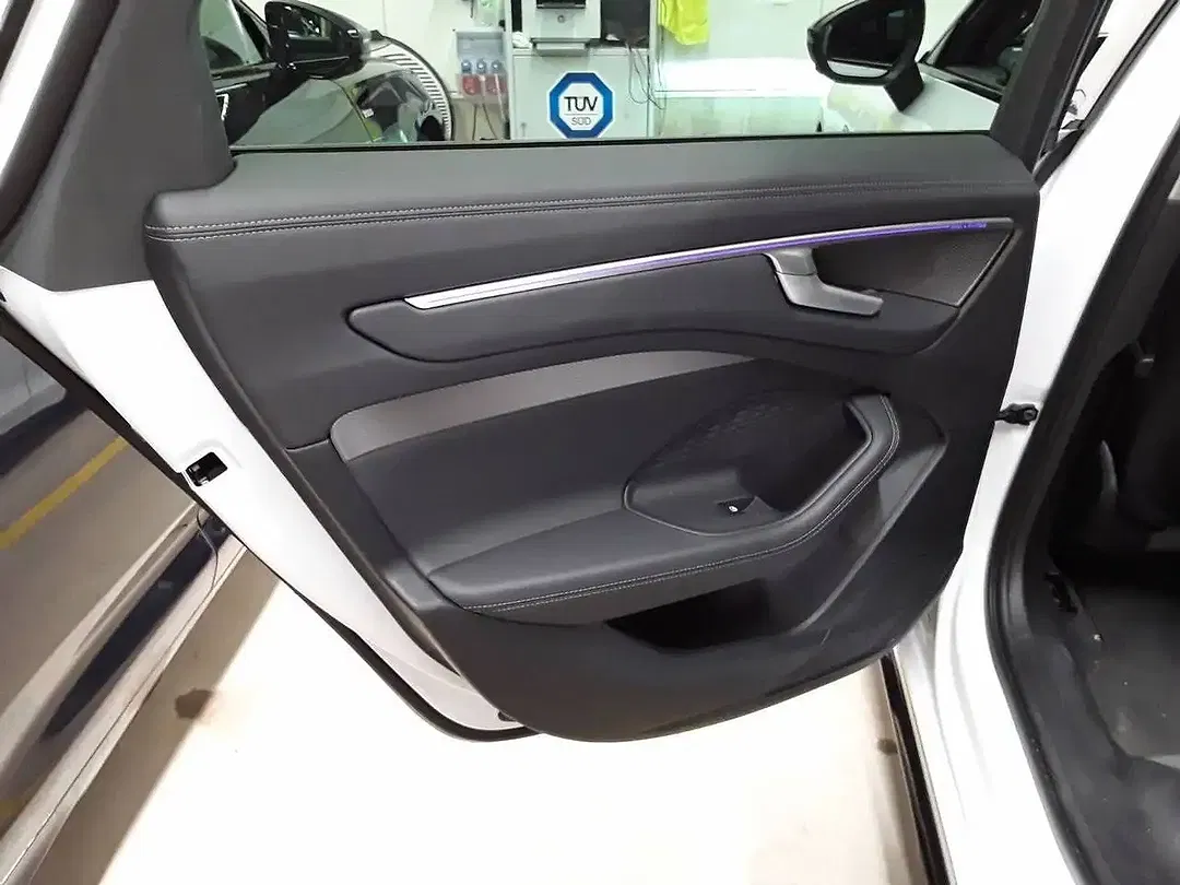 Audi A6 TFSI Matrix LED Avant - Thumbnail 5