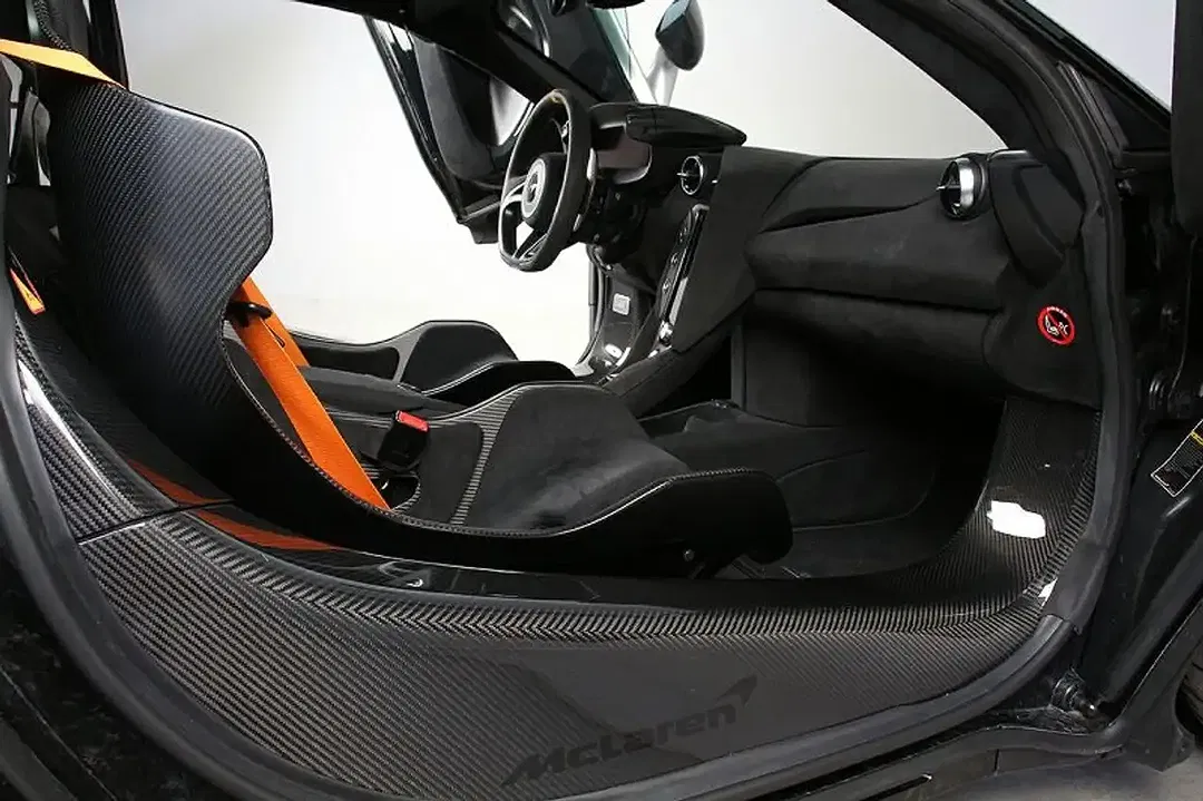 McLaren 750S Spider - Thumbnail 5