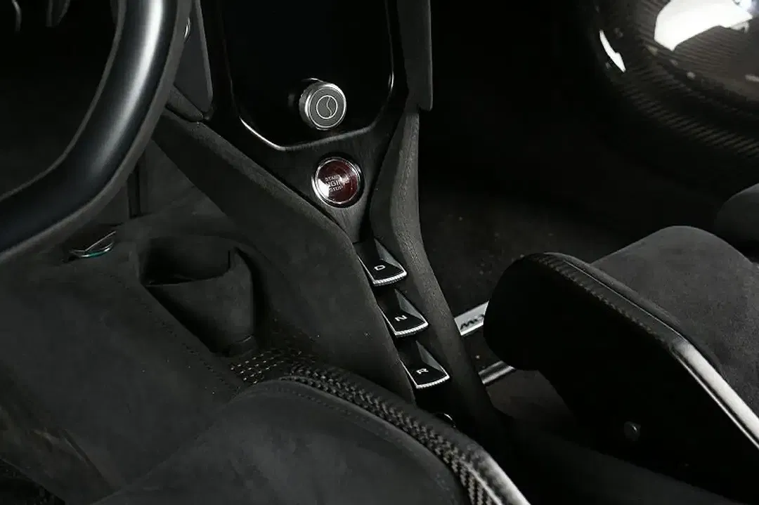 McLaren 750S Spider - Thumbnail 7