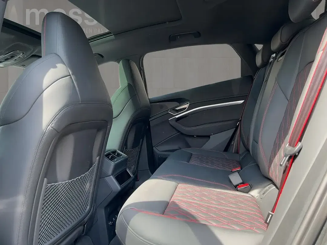 Audi SQ8 e-tron Sportback - Thumbnail 7