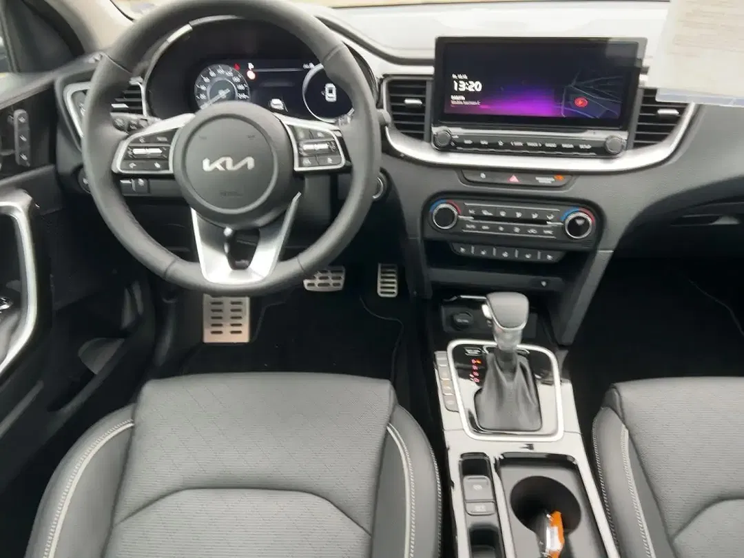 Kia Ceed / cee'd 1.5 T-GDI DCT Platinum - Thumbnail 9