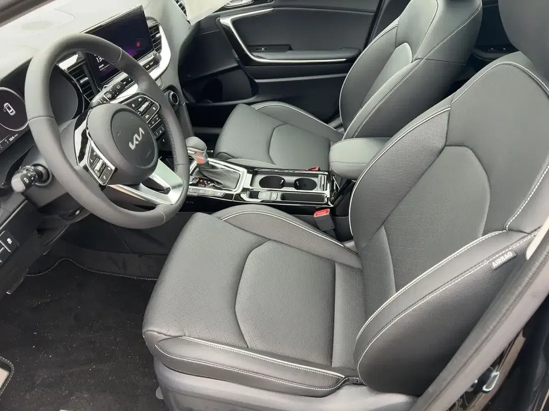 Kia Ceed / cee'd 1.5 T-GDI DCT Platinum - Thumbnail 7