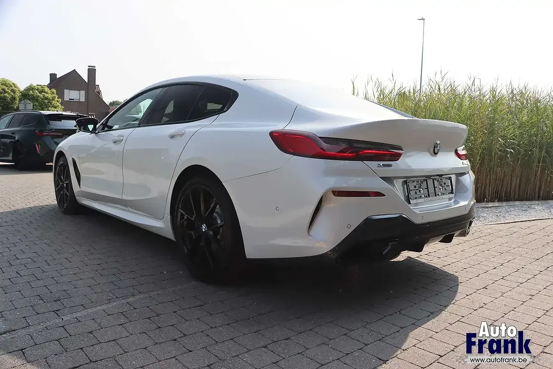 BMW 840 4x4 M Sport - Thumbnail 3