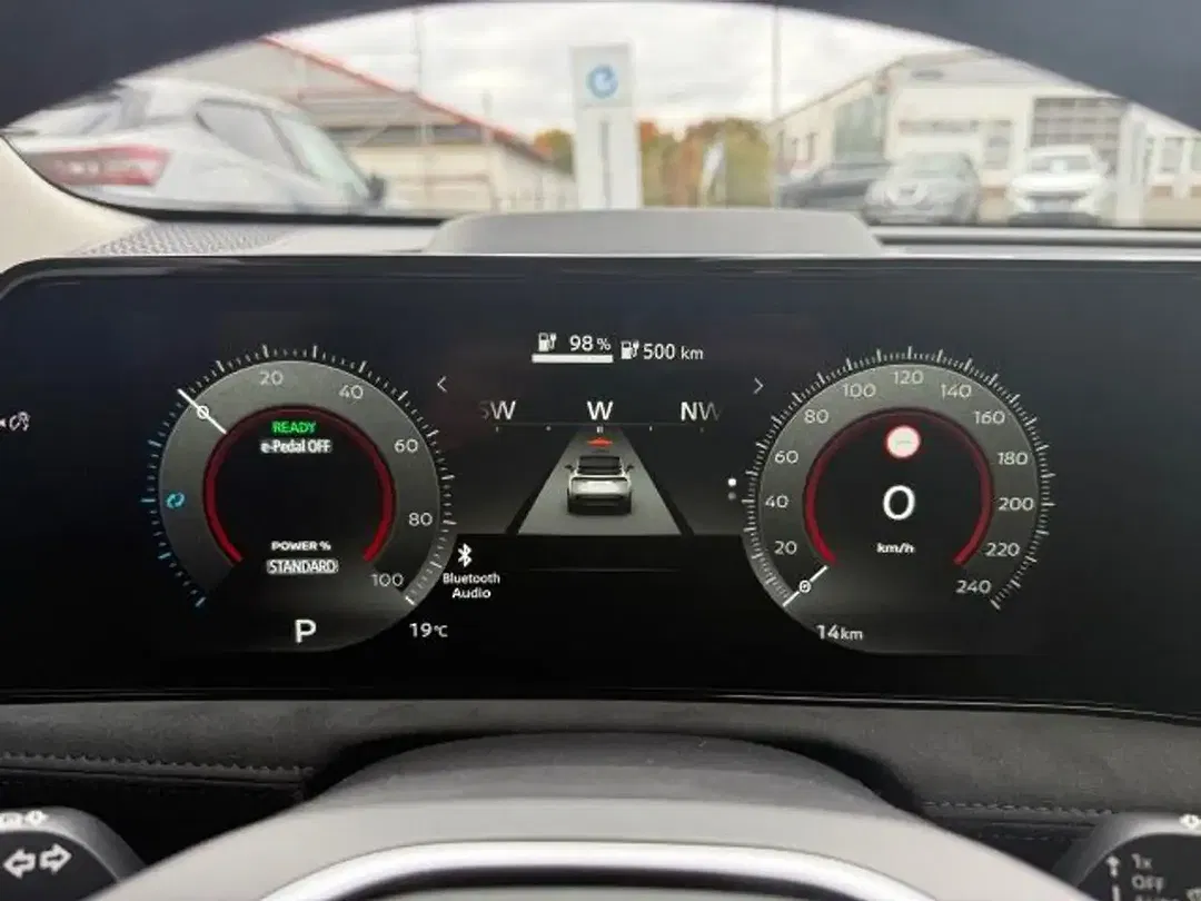 Nissan Ariya Evolve - Thumbnail 10