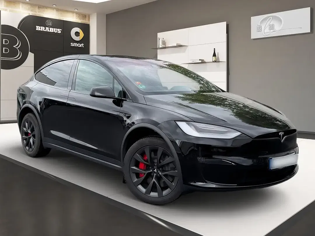 Tesla Model X Plaid - foto 2