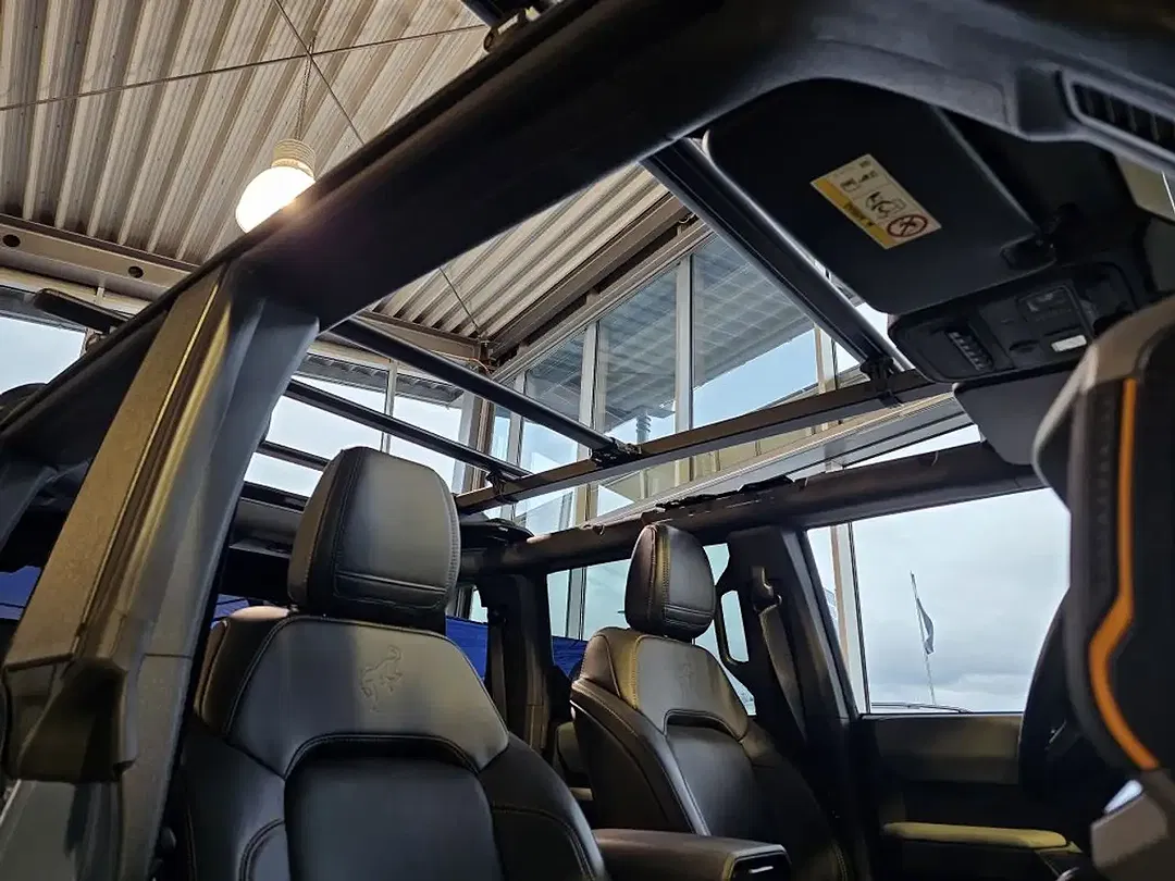 Ford Bronco 2.7 - Thumbnail 11