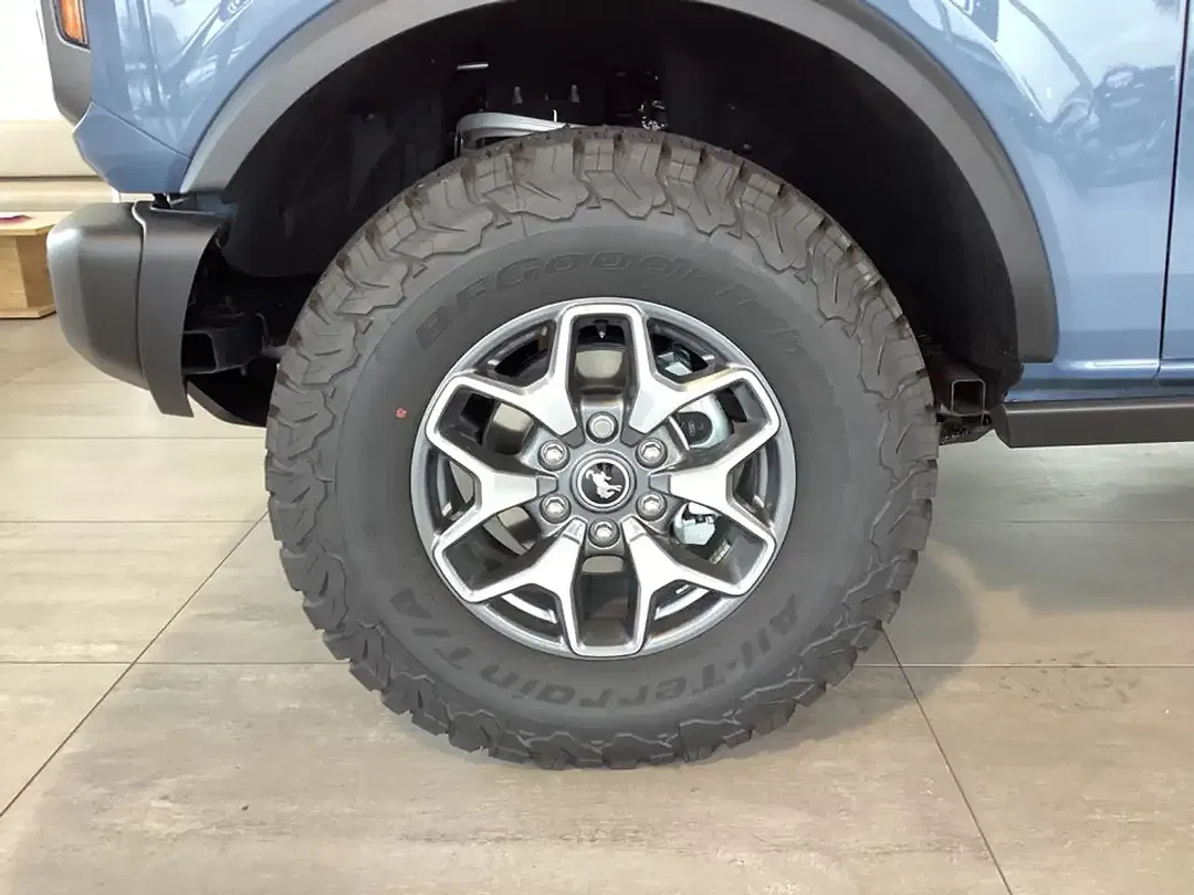 Ford Bronco 2.7 - Thumbnail 12