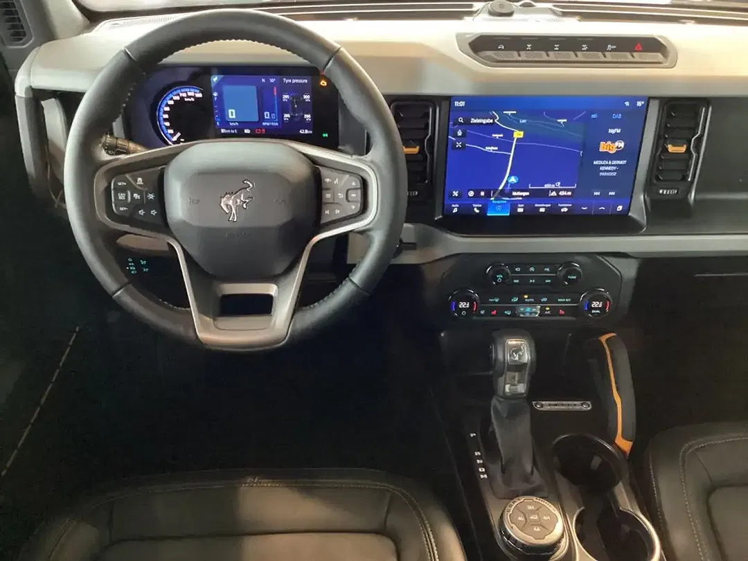 Ford Bronco 2.7 - Thumbnail 13