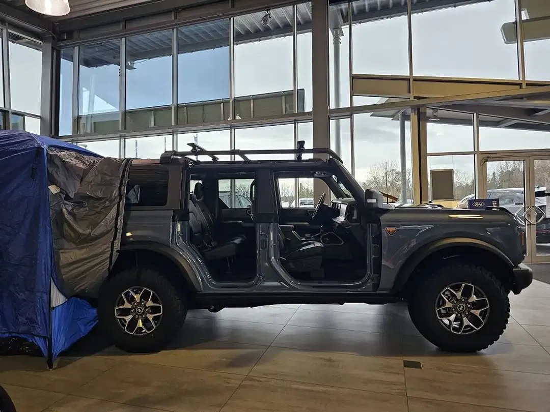 Ford Bronco 2.7 - Thumbnail 6