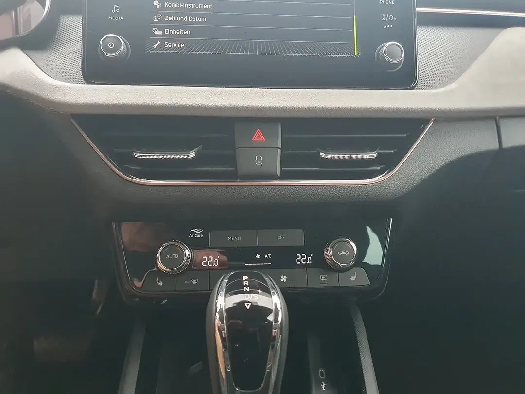 Skoda Kamiq 1.5 TSI DSG Premium - Thumbnail 23