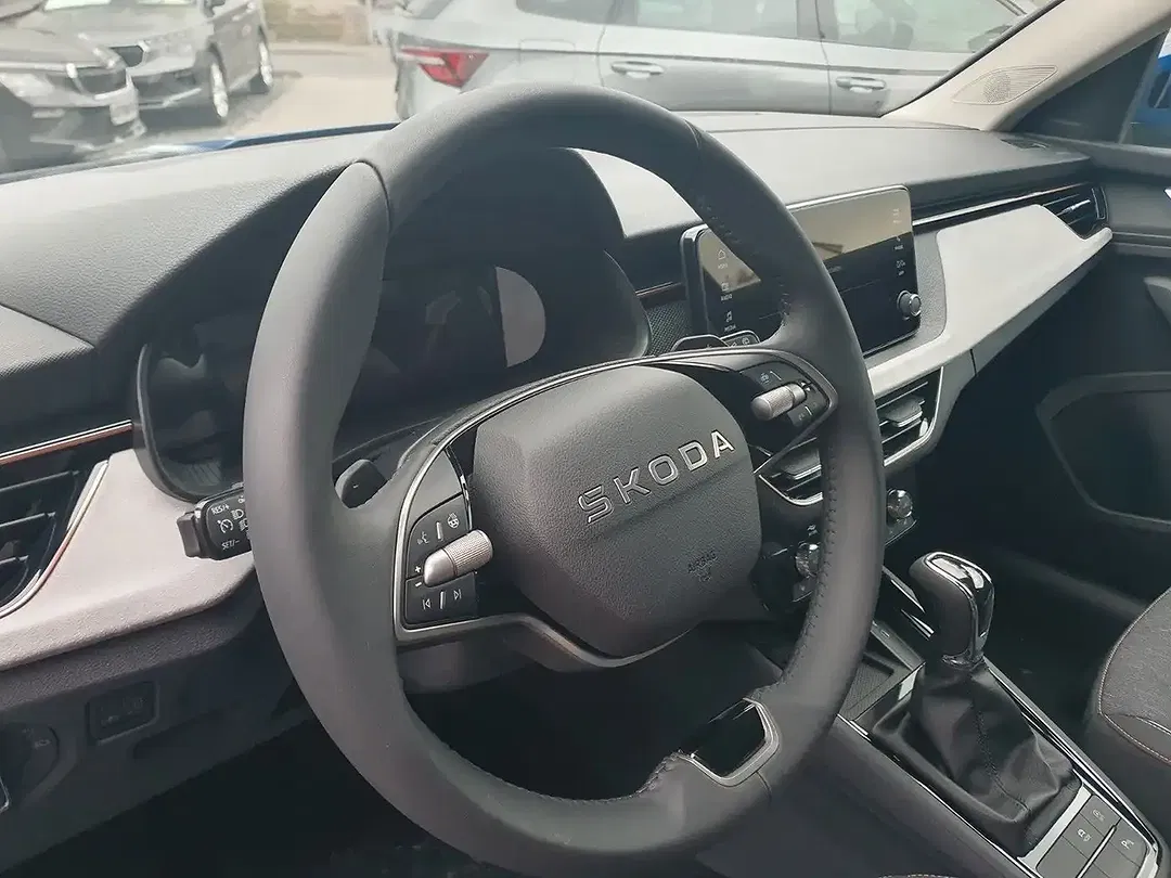 Skoda Kamiq 1.5 TSI DSG Premium - Thumbnail 30