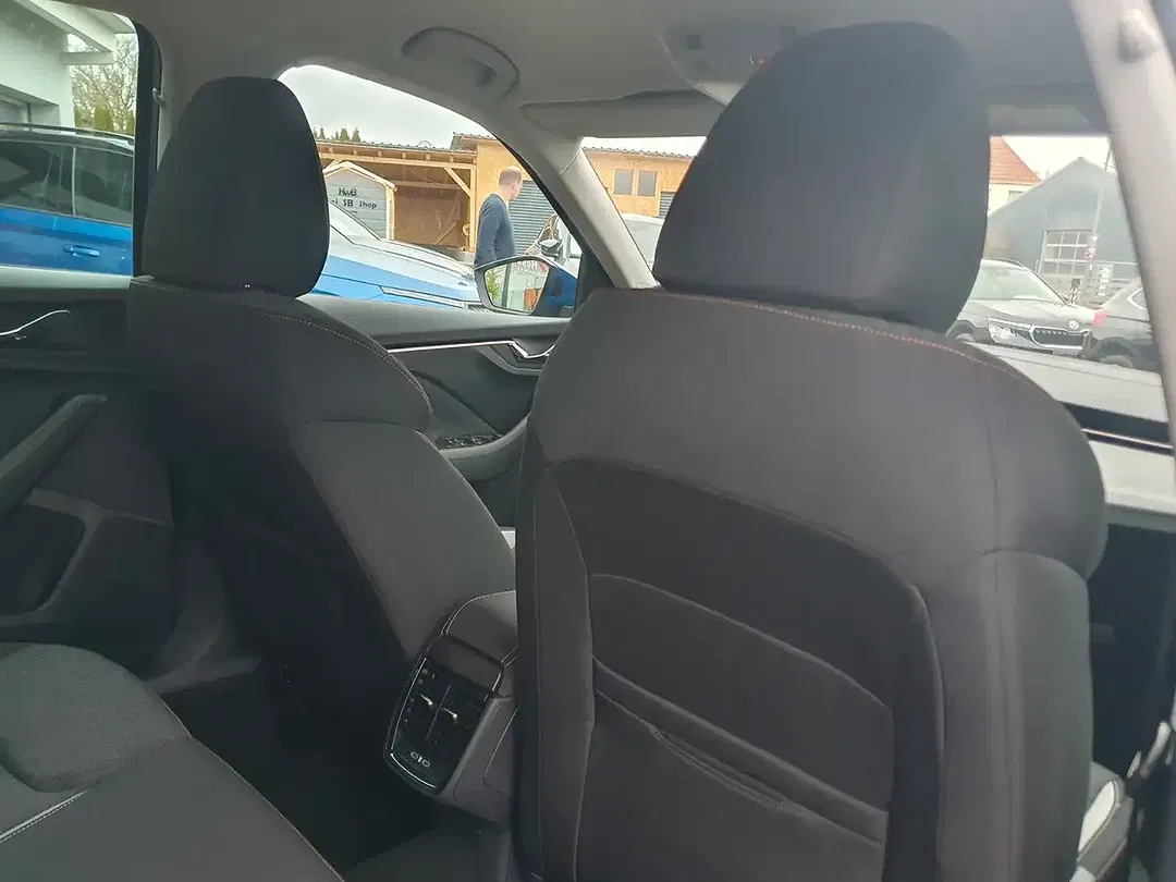 Skoda Kamiq 1.5 TSI DSG Premium - Thumbnail 36