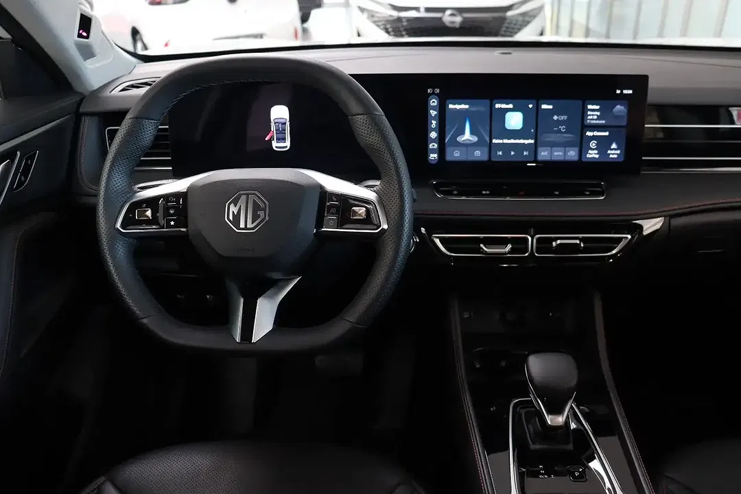 MG HS 1.5 Luxury - Thumbnail 8