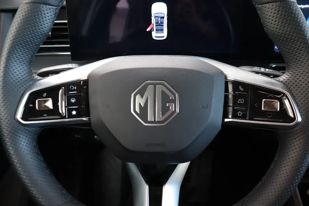 MG HS 1.5 Luxury - Thumbnail 9