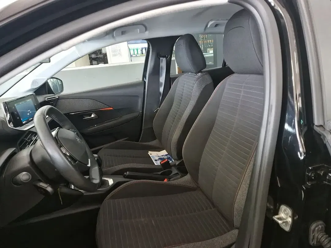 Peugeot 208 Active Pack - Thumbnail 8