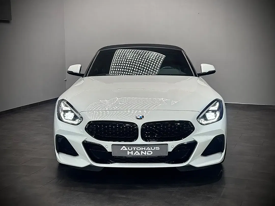 BMW Z4 sDrive M Sport - Thumbnail 3