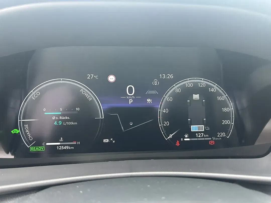 Toyota C-HR Hybrid Teamplayer - Thumbnail 11