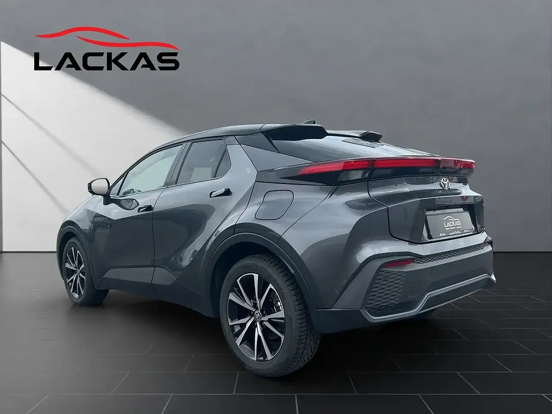 Toyota C-HR Hybrid Teamplayer - Thumbnail 3