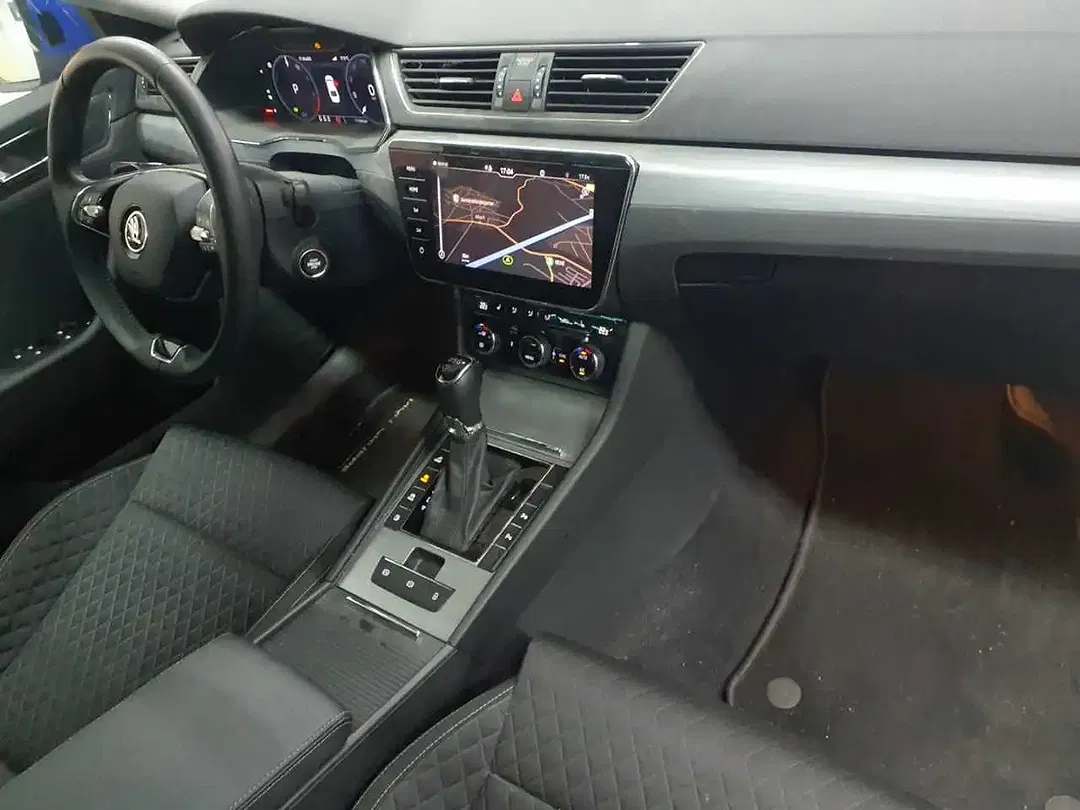 Skoda Superb 1.4 TSI iV Ambition - Thumbnail 12