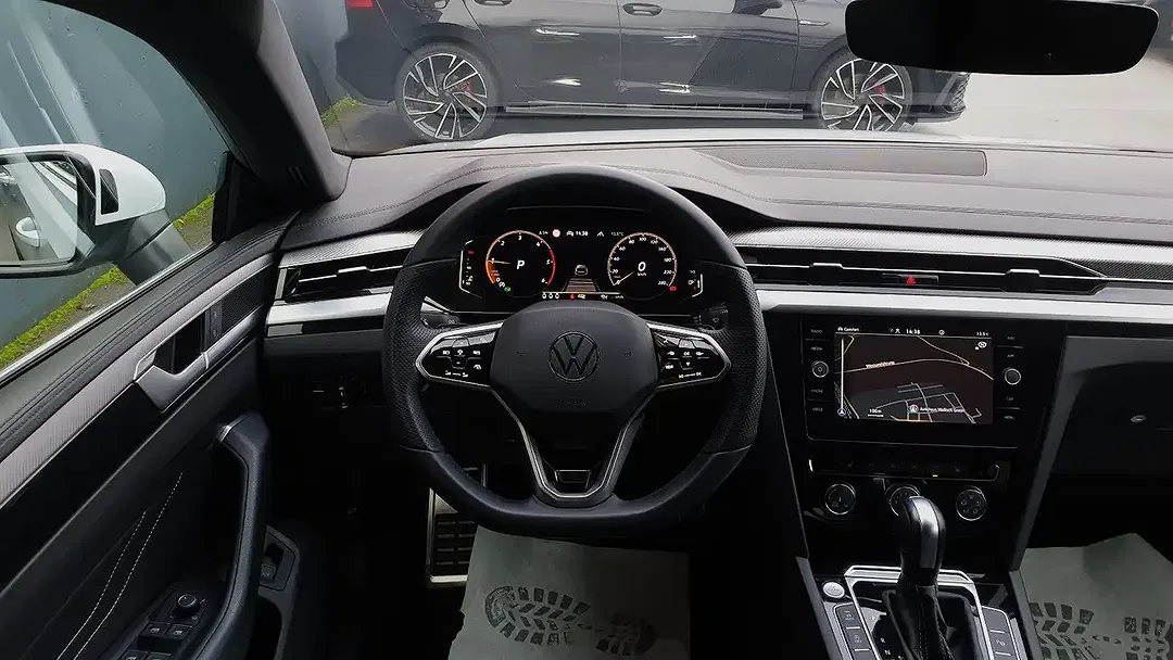 Volkswagen Arteon 2.0 TDI DSG R-Line - Thumbnail 10