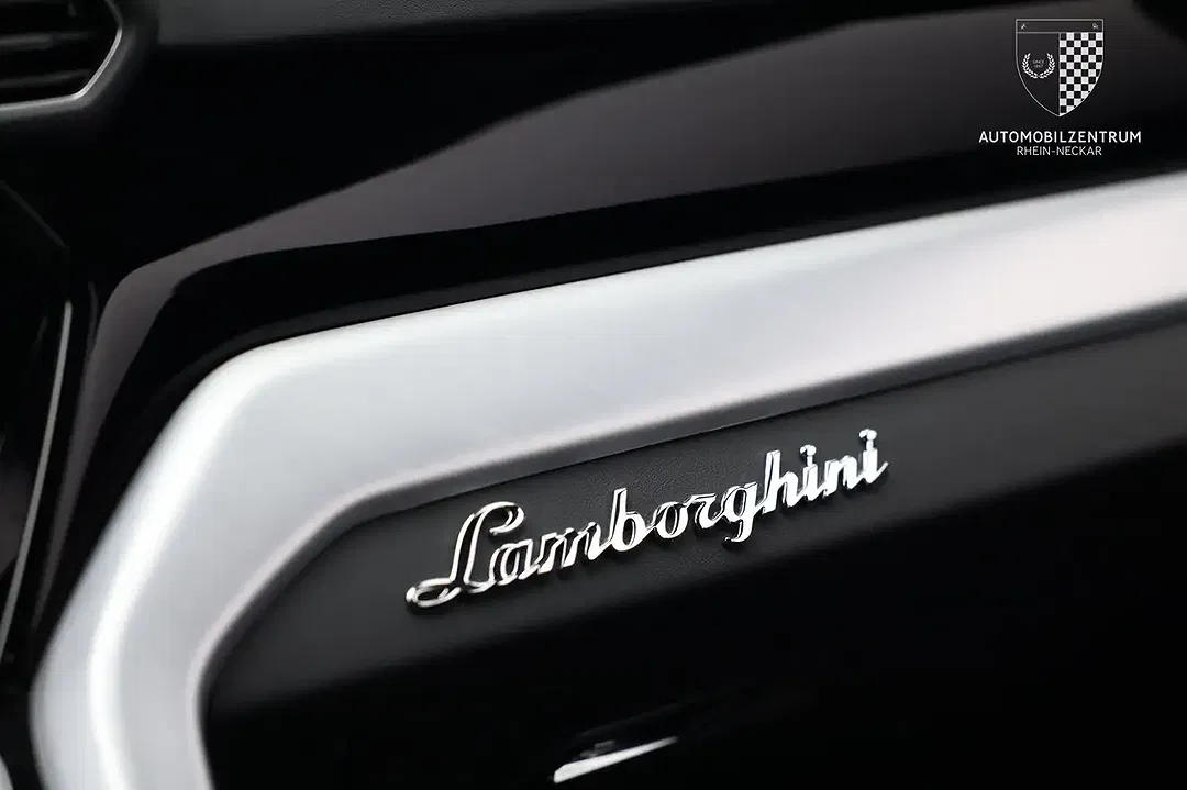 Lamborghini Urus S - foto 15