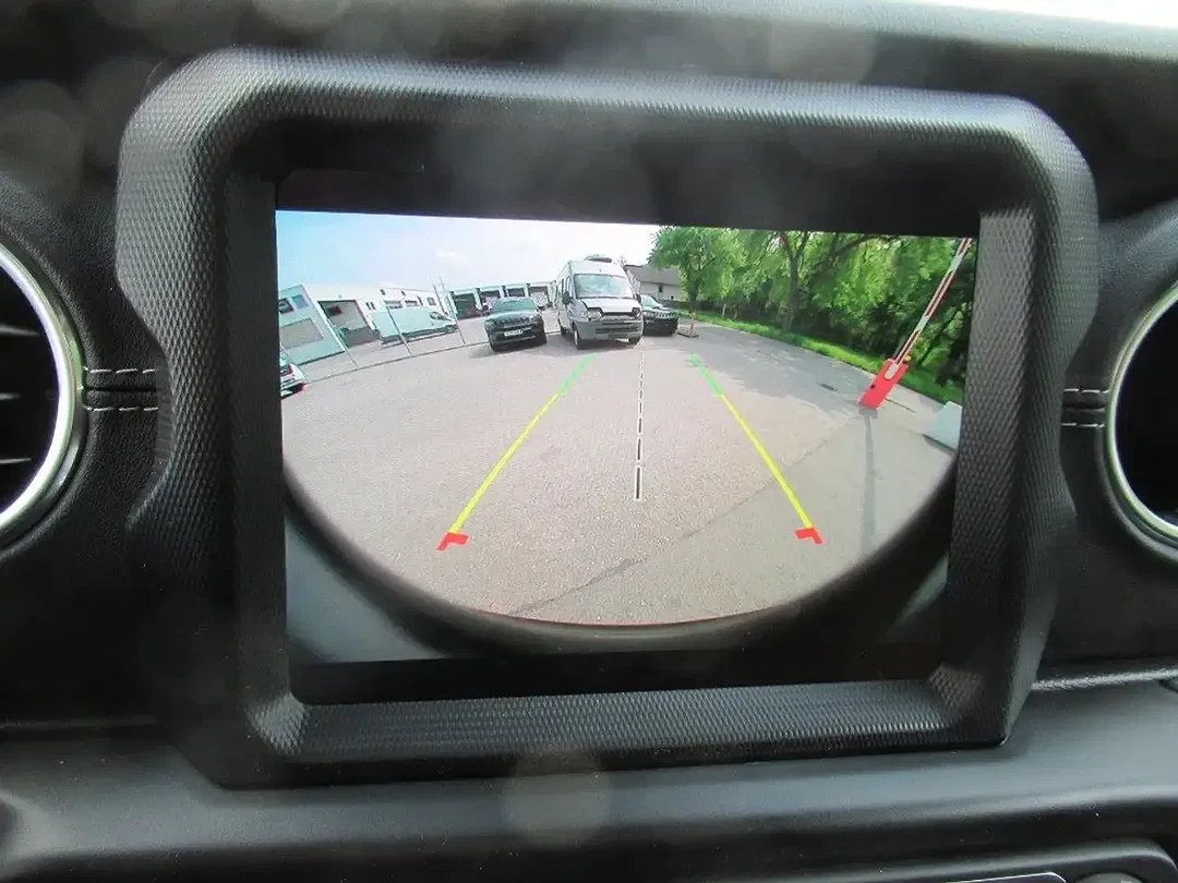 Jeep Wrangler PHEV Overland - Thumbnail 12
