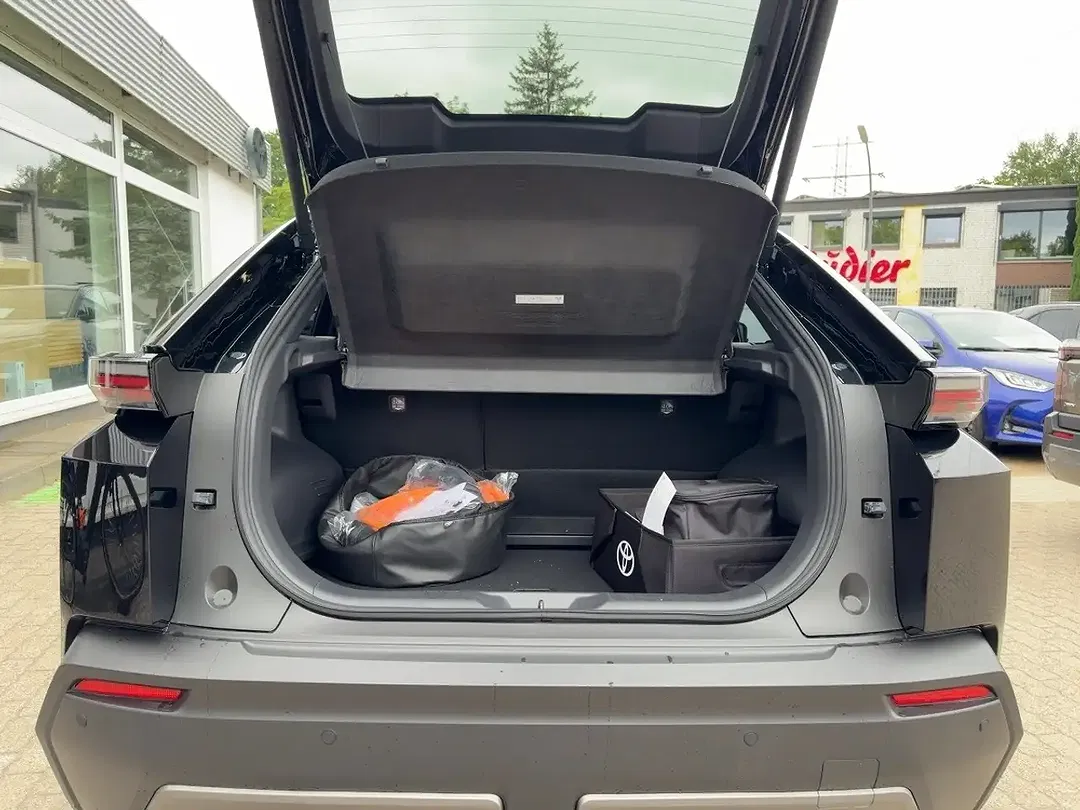 Toyota C-HR Teamplayer - Thumbnail 12