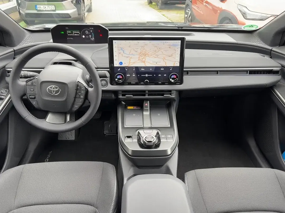Toyota C-HR Teamplayer - Thumbnail 7