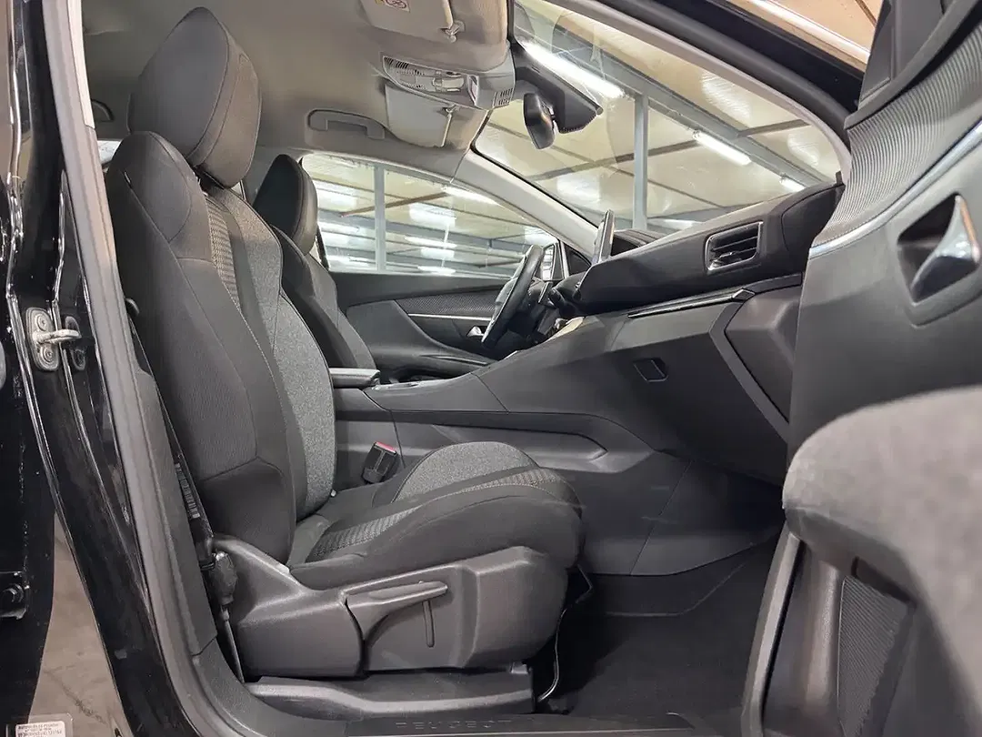 Peugeot 5008 Active Business - Thumbnail 5