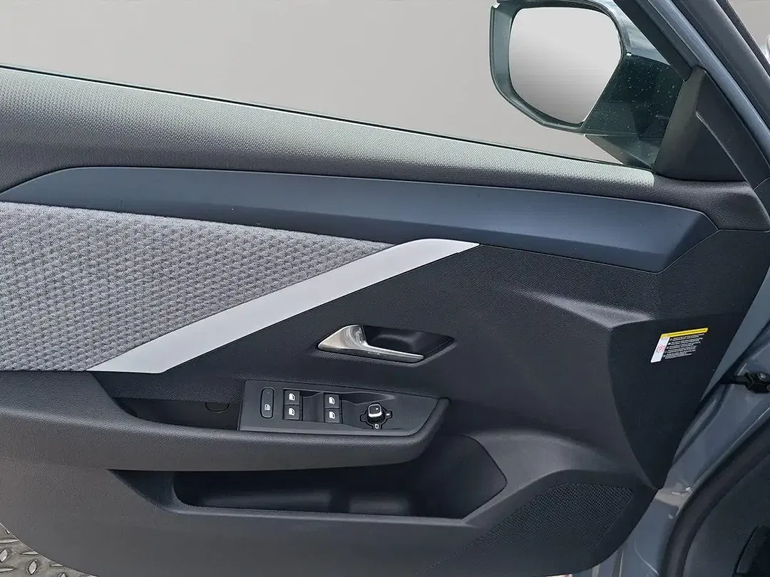 Opel Astra Edition - Thumbnail 12