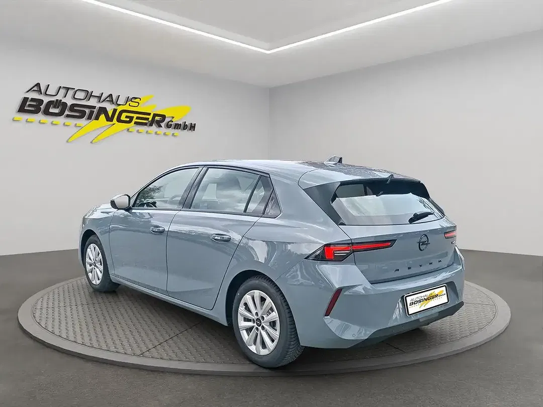 Opel Astra Edition - Thumbnail 4