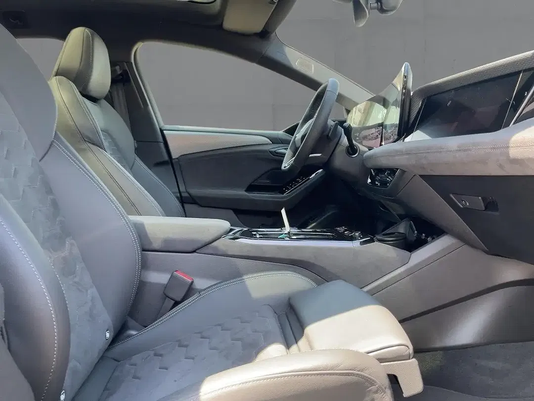 Audi A6 e-tron performance Matrix LED Edition One - Thumbnail 11