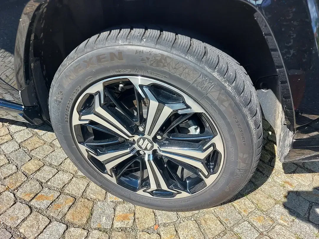 Suzuki Across Hybrid Comfort+ - Thumbnail 9