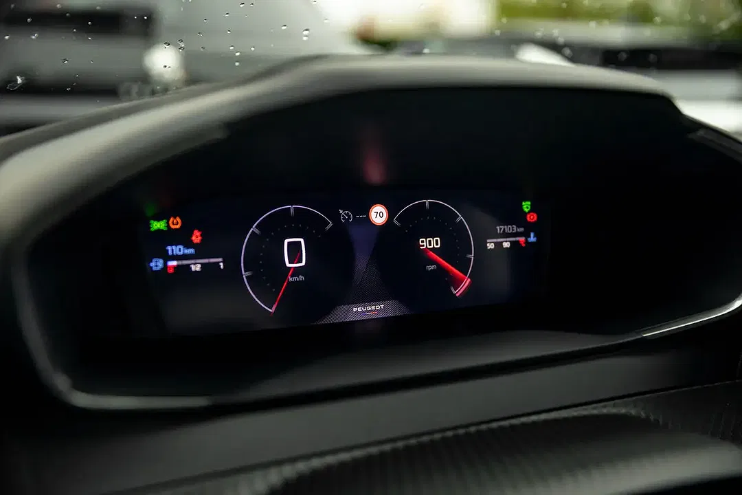 Peugeot 2008 156 EV - Thumbnail 11