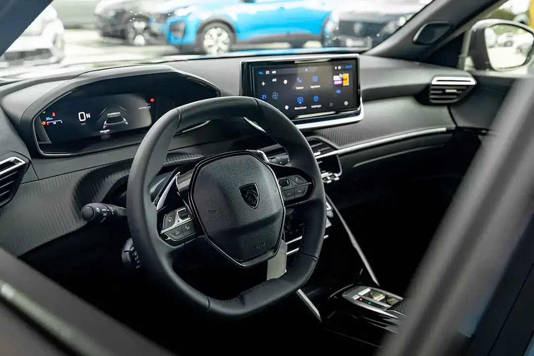 Peugeot 2008 156 EV - Thumbnail 7