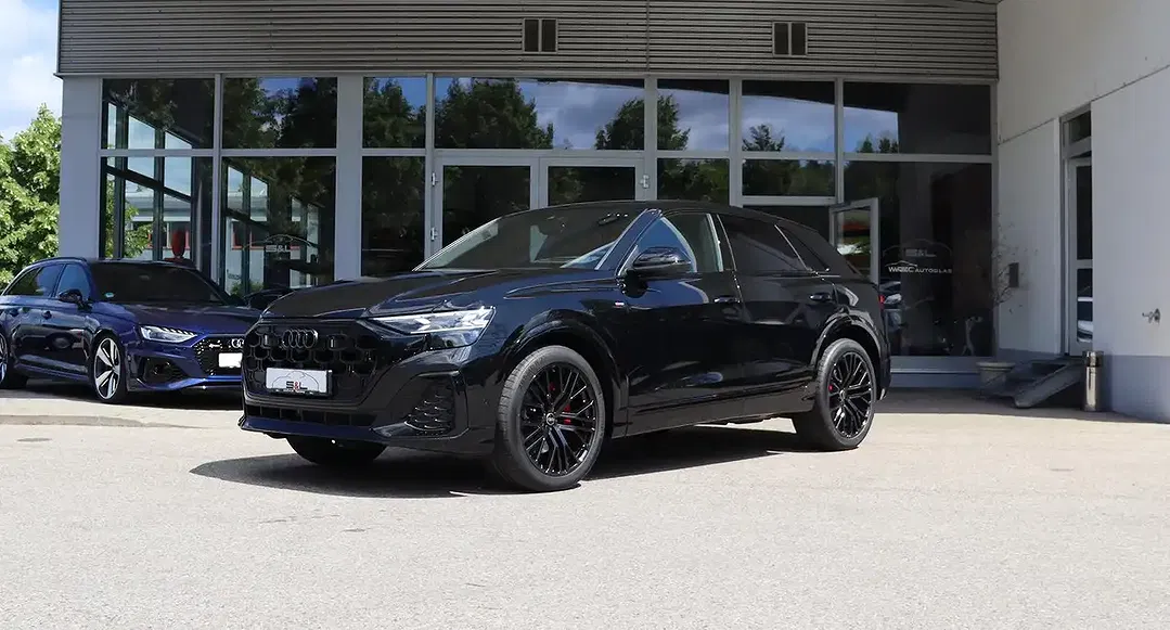 Audi Q8 3.0 TDI Matrix LED S line - Thumbnail 1