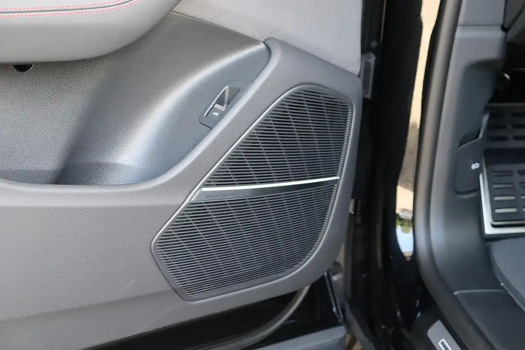 Audi Q8 3.0 TDI Matrix LED S line - Thumbnail 4