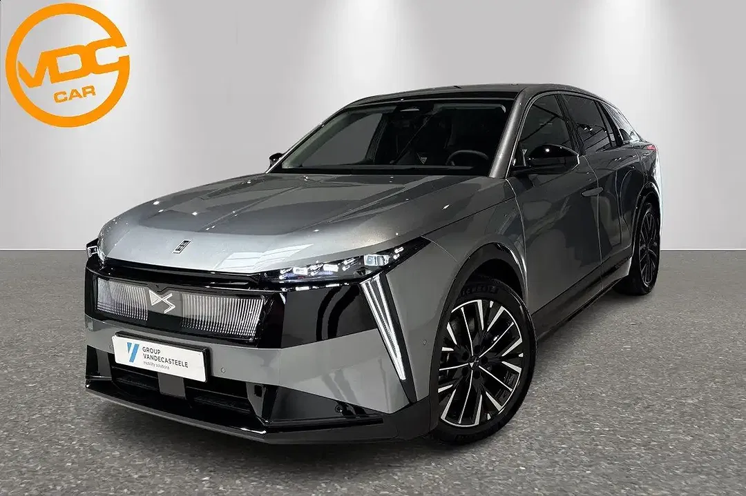 DS Automobiles DS 7 - foto 1