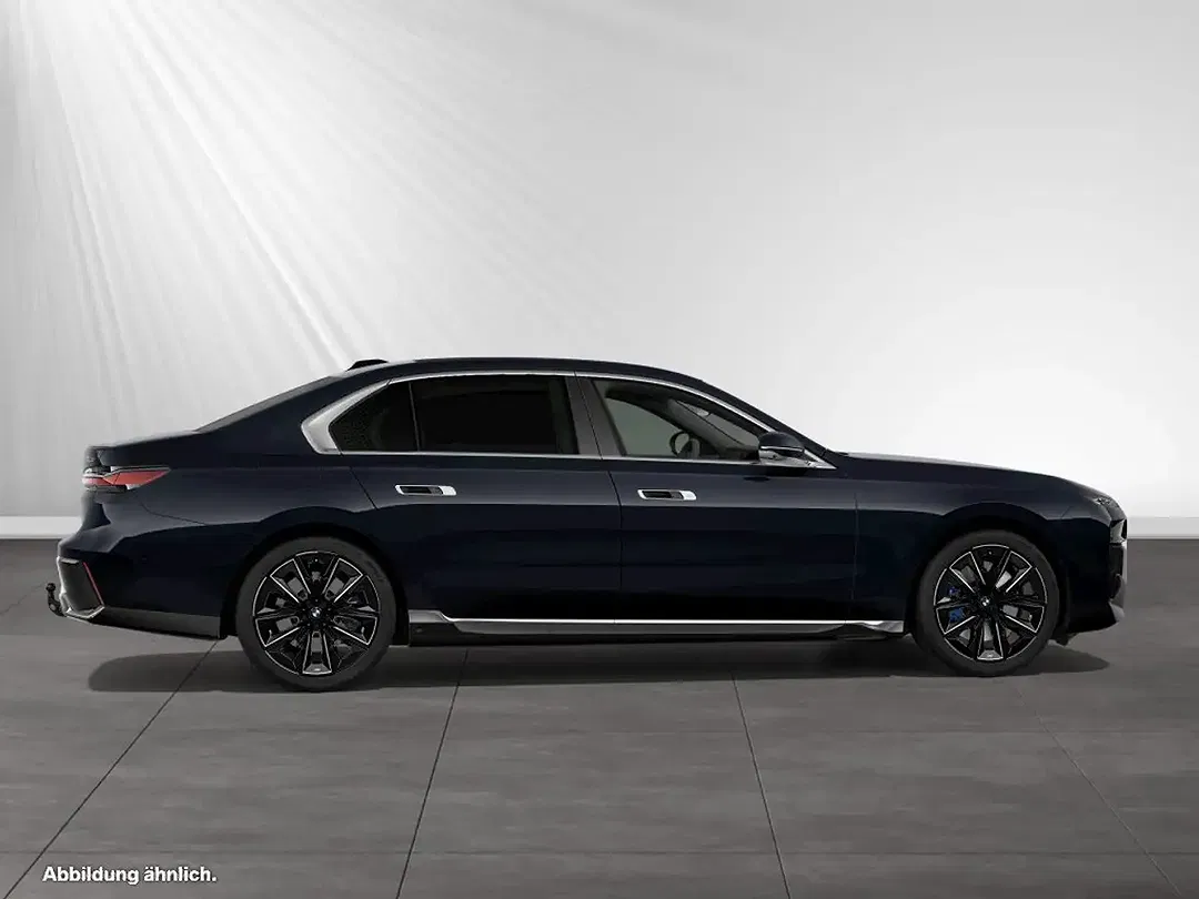 BMW 750 xDrive M - Thumbnail 8