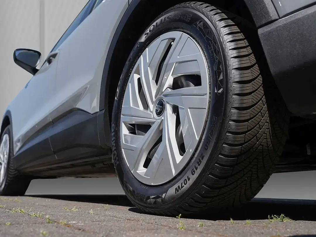 Audi Q4 e-tron 35 - Thumbnail 6