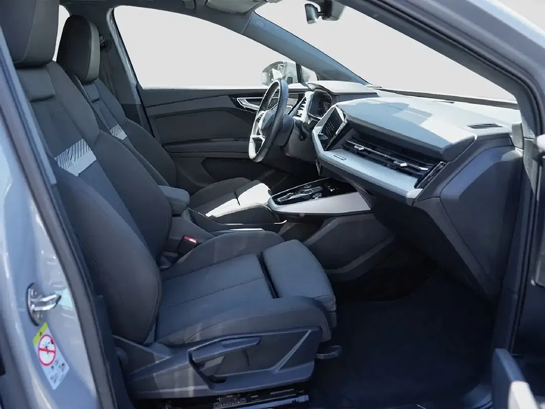 Audi Q4 e-tron 35 - Thumbnail 8
