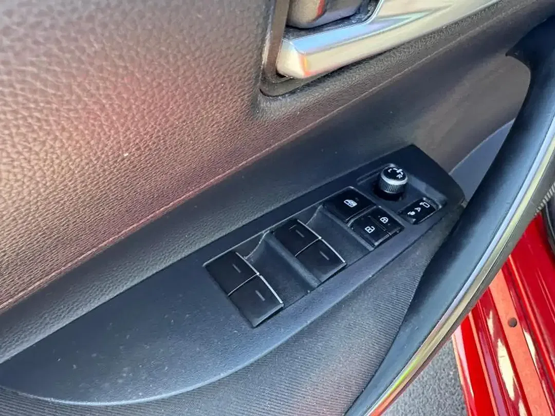 Toyota Corolla 1.2 - Thumbnail 9