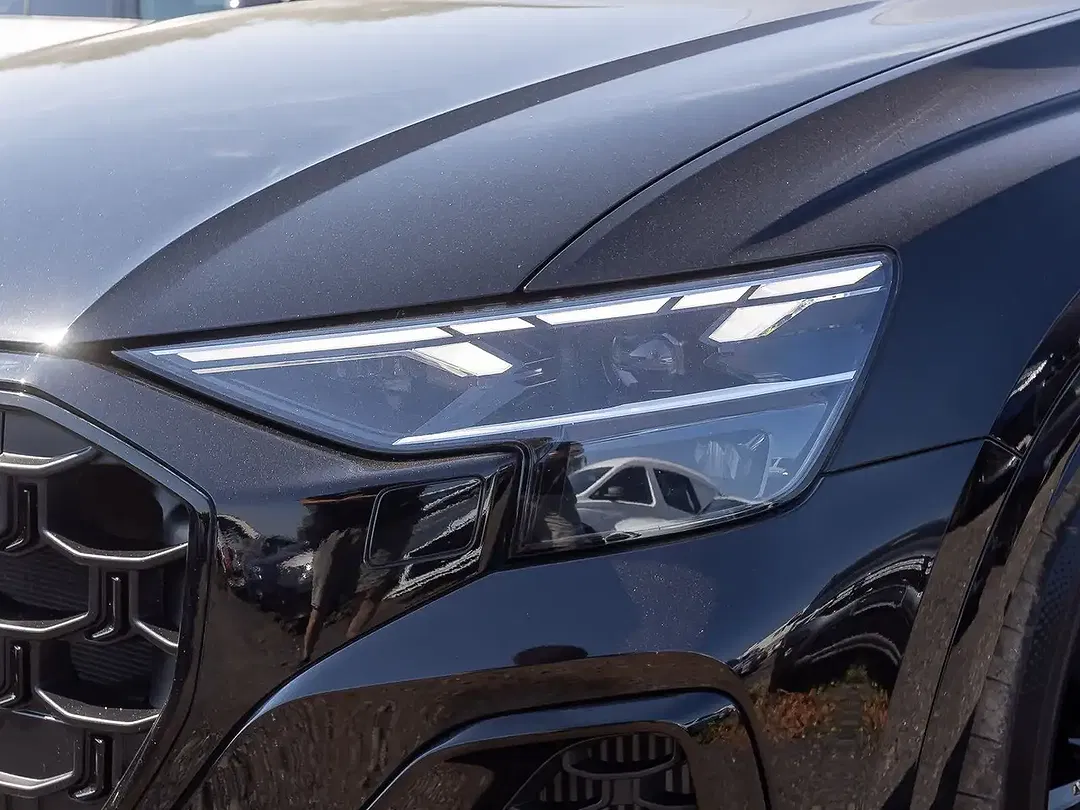 Audi Q8 quattro Matrix LED S line - Thumbnail 10