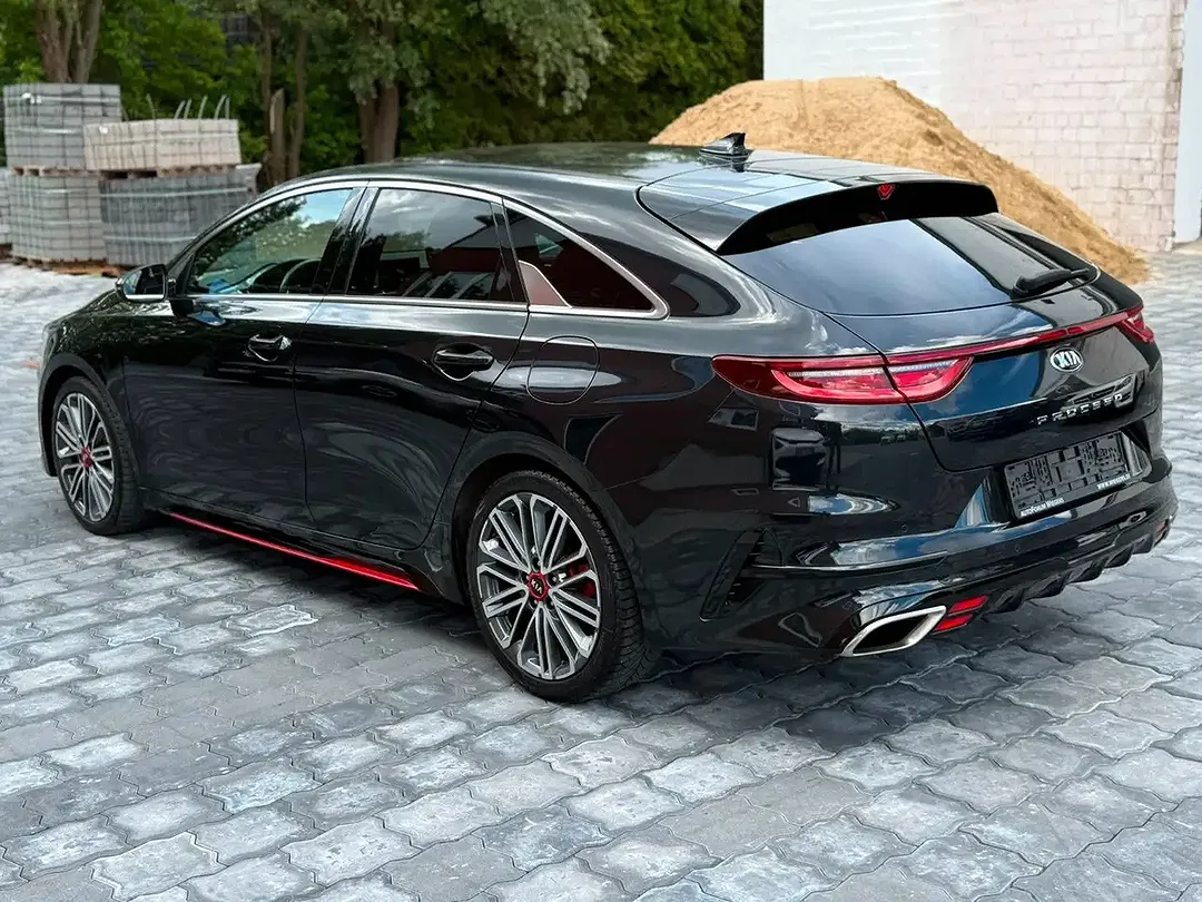 Kia ProCeed / pro_cee'd - Thumbnail 3
