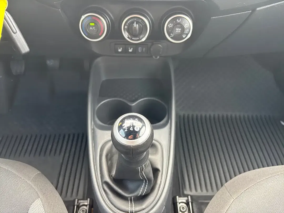 Toyota Aygo Business Edition - Thumbnail 12