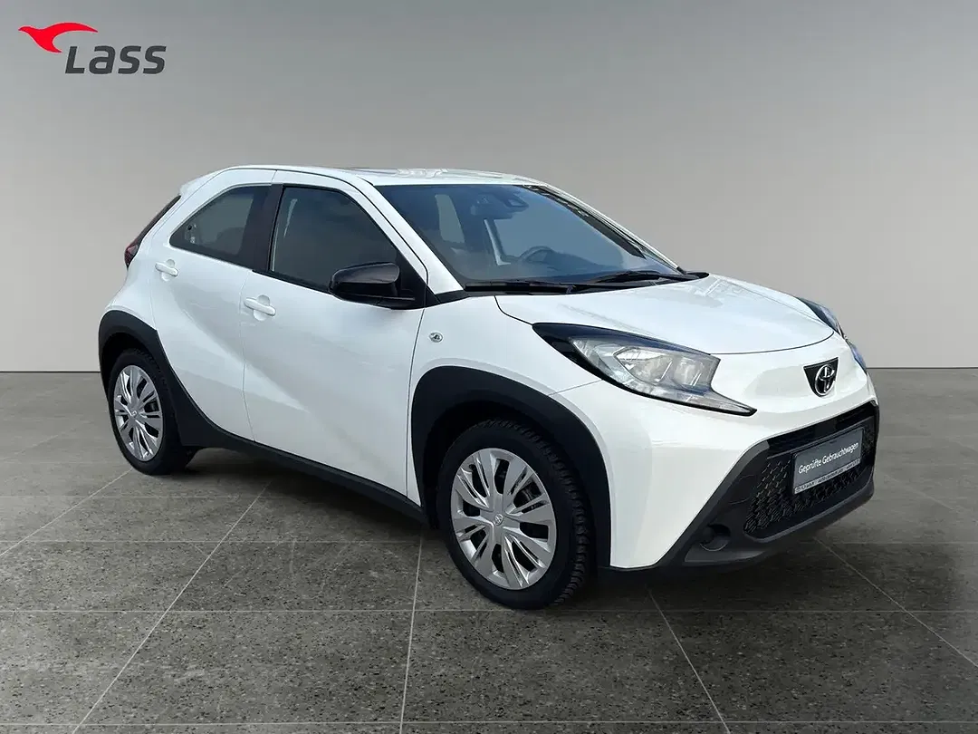 Toyota Aygo Business Edition - Thumbnail 8