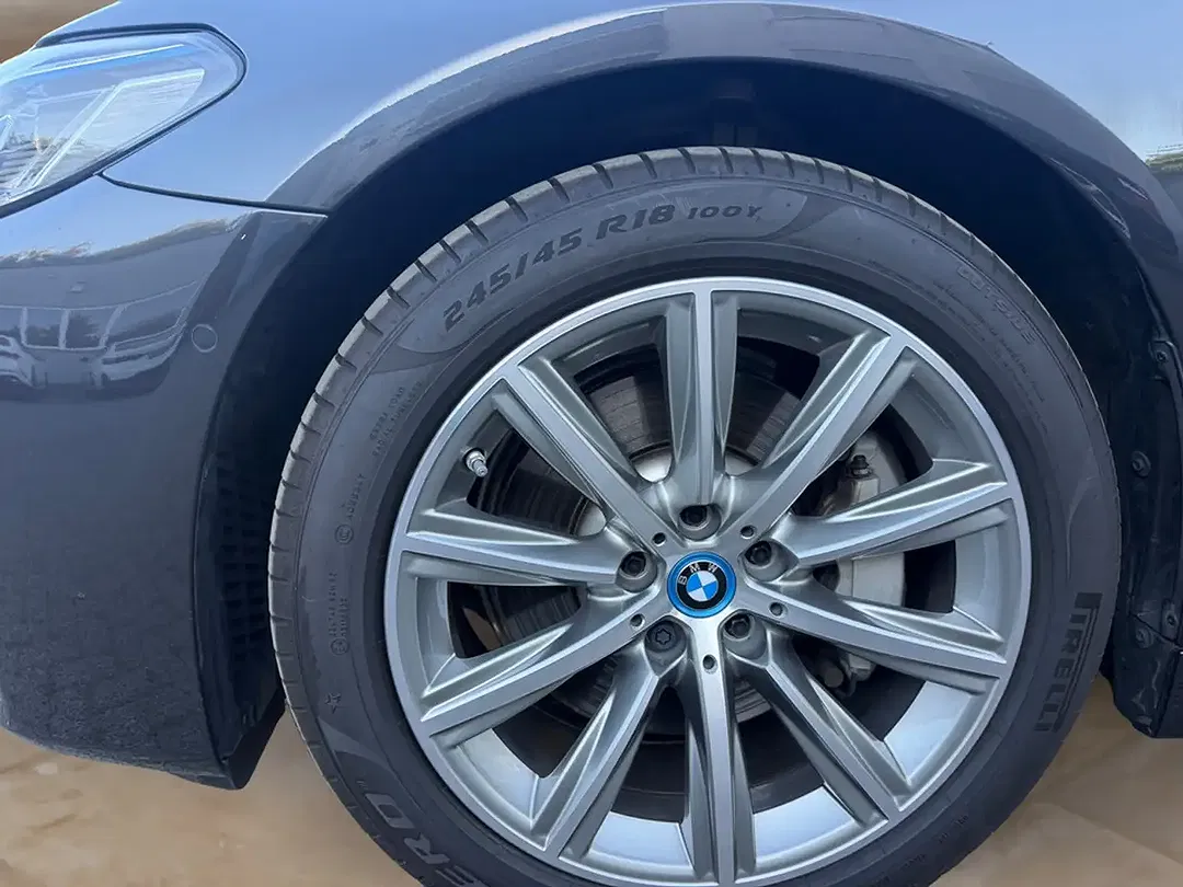 BMW 530 Touring - Thumbnail 14