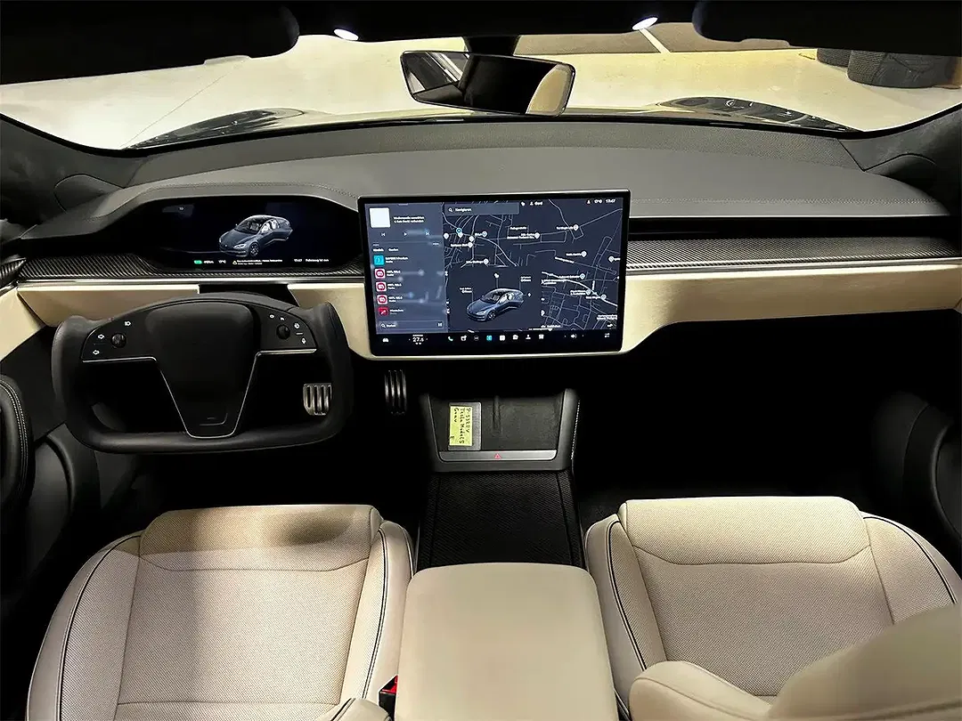 Tesla Model S 100 kWh Plaid - Thumbnail 8