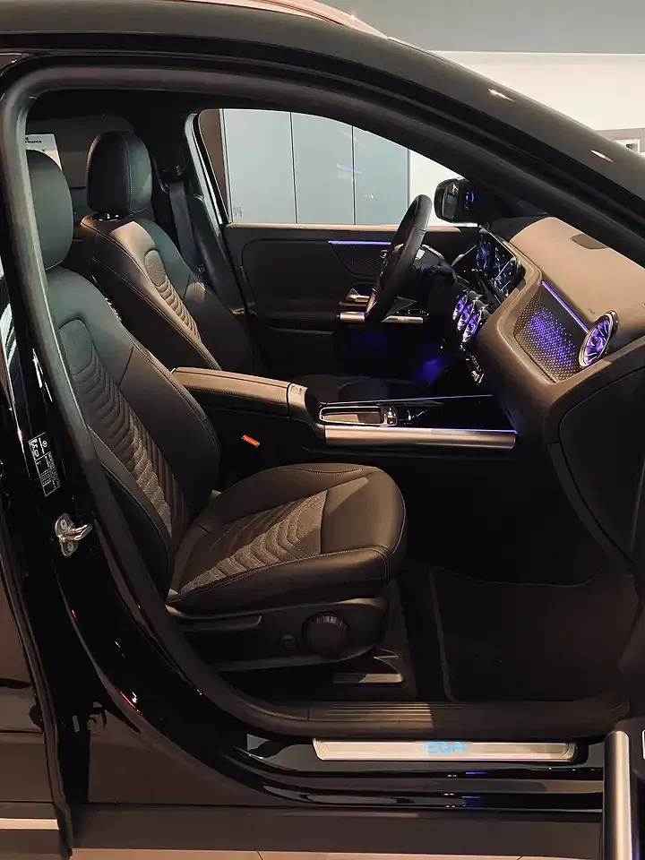 Mercedes-Benz EQA 350 4MATIC - Thumbnail 12